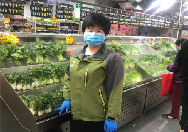 志广果蔬草桥店长——杨桂芳